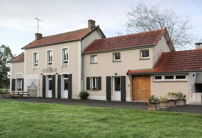 Auberge De Jeunesse Hi Genêts