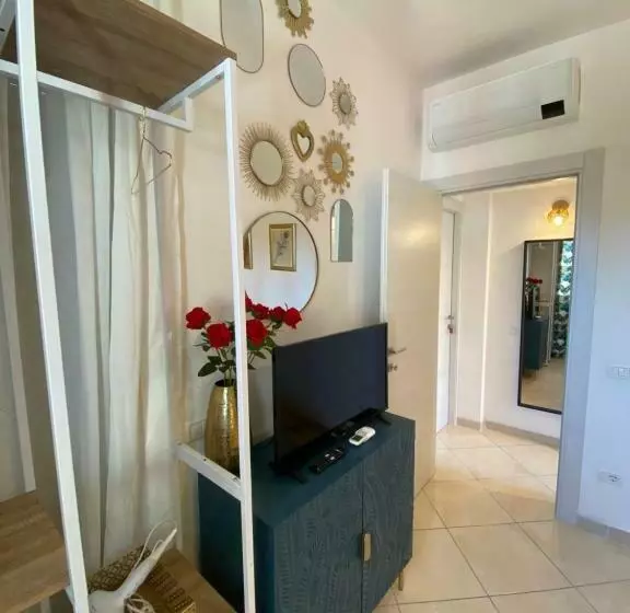 Aamiaismajoitus (B&B) Caserta Royale Family