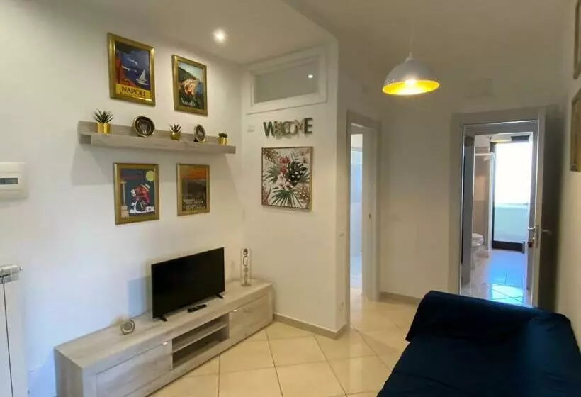 Aamiaismajoitus (B&B) Caserta Royale Family