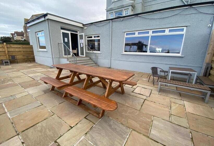 住宿加早餐  The Calder House