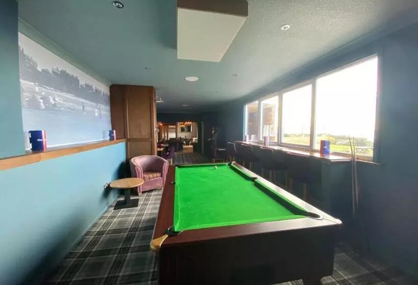 Aamiaismajoitus (B&B) The Calder House