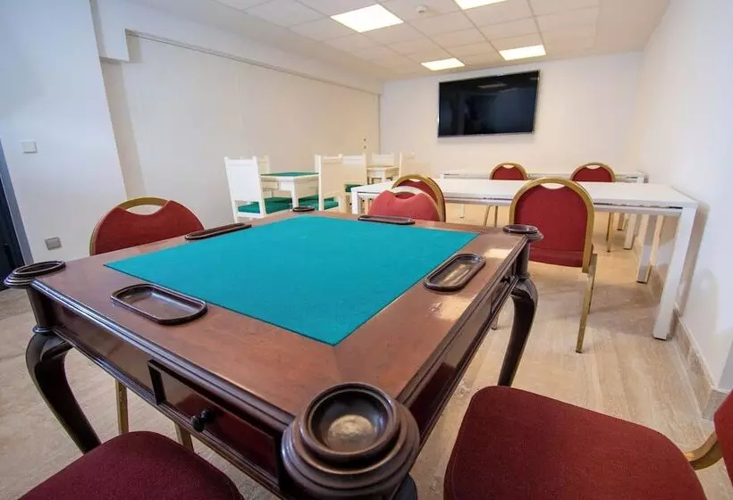 E Kilibrio Hotel & Apart Suites