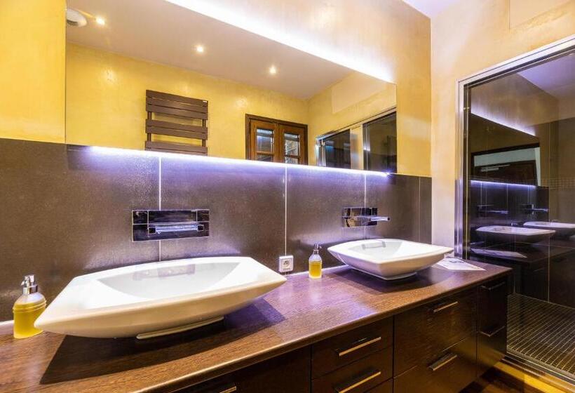 호텔 Domaine Du Reginu