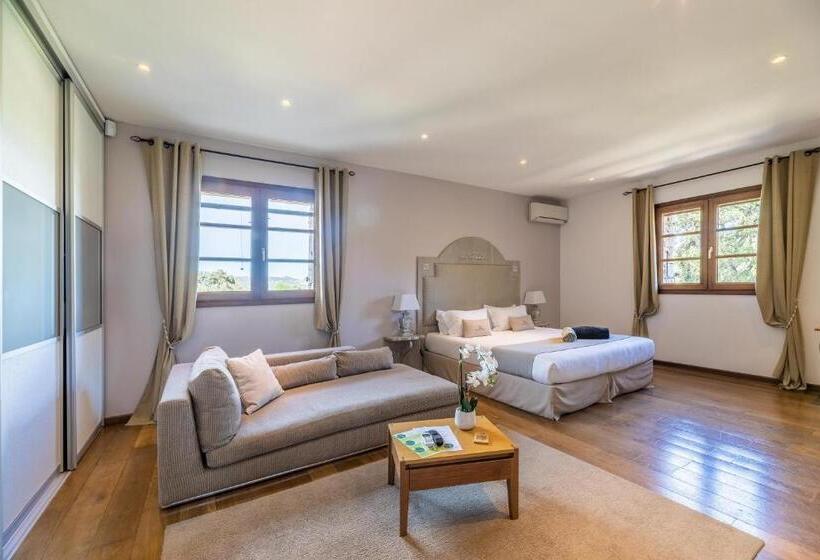 호텔 Domaine Du Reginu