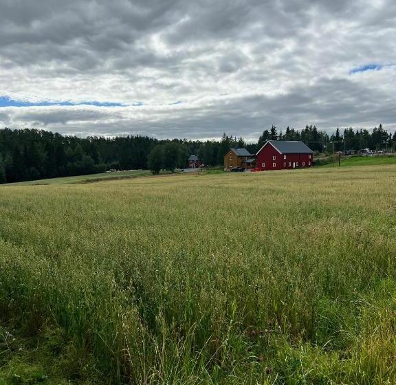 Hotel Fjellstad Gård   2 Minutes From E6 And 5 Minutes Drive From Steinkjer City