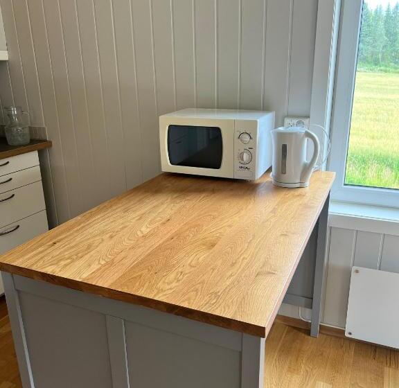 Hotel Fjellstad Gård   2 Minutes From E6 And 5 Minutes Drive From Steinkjer City