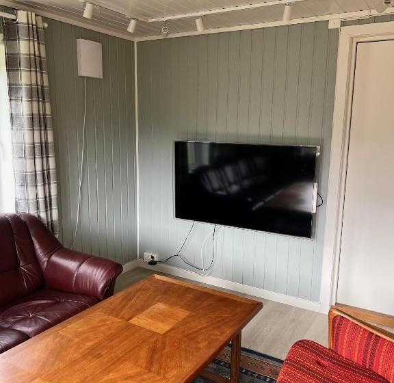 Hotel Fjellstad Gård   2 Minutes From E6 And 5 Minutes Drive From Steinkjer City