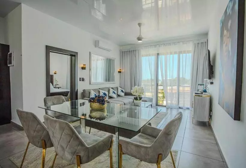 هتل Instyle Residences At Rizz Suites