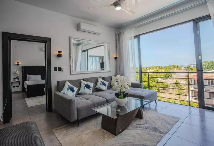 هتل Instyle Residences At Rizz Suites