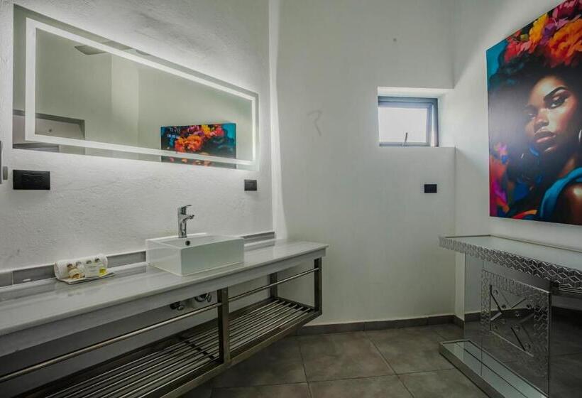 هتل Instyle Residences At Rizz Suites