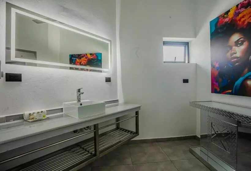 هتل Instyle Residences At Rizz Suites