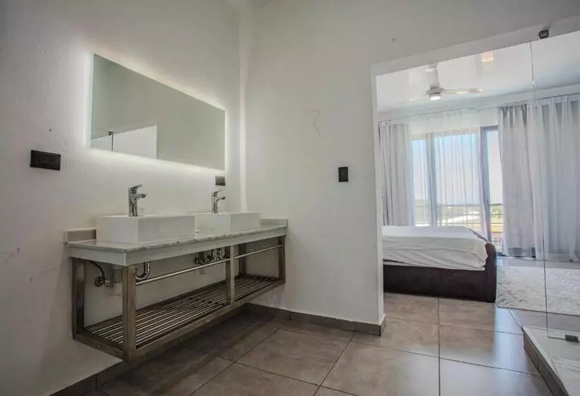 هتل Instyle Residences At Rizz Suites