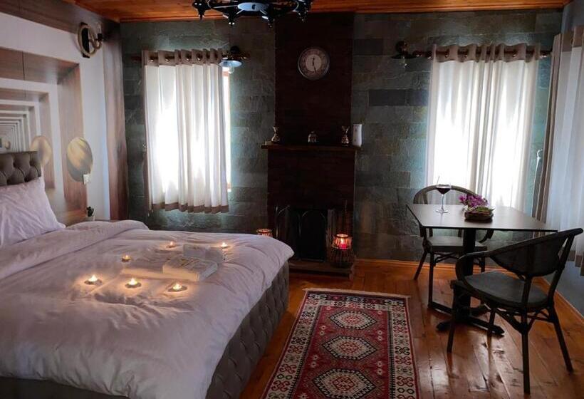 ホテル Keshtjella Xhabeqos