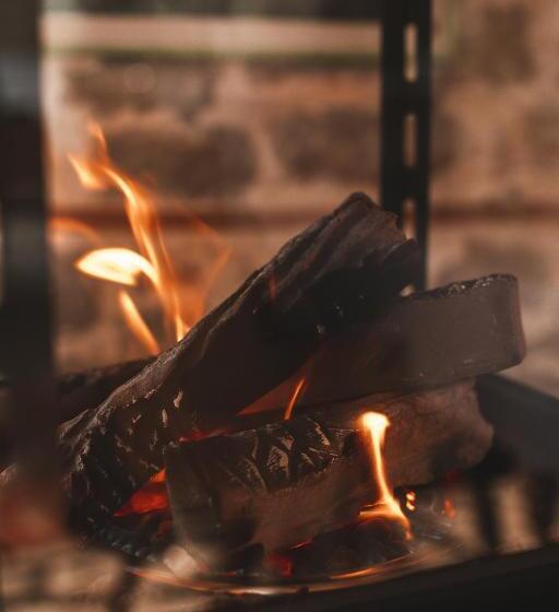 ホテル Keshtjella Xhabeqos