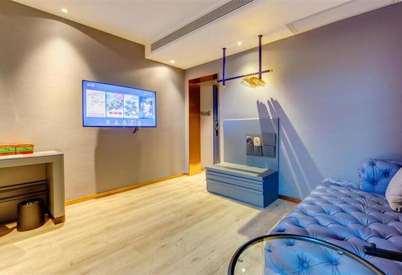 Lanou Hotel Nanchang Tengwang Pavilion Bayi Metro Station