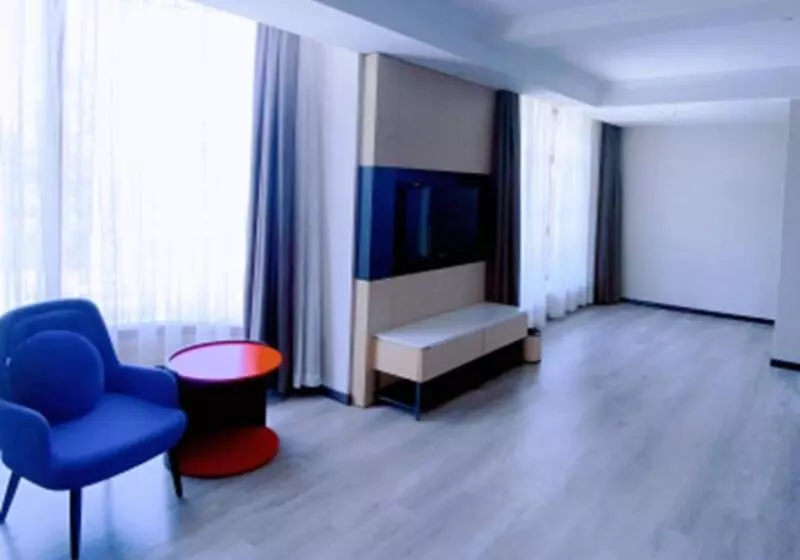 Lanou Hotel Golmud Middle Bayi Road