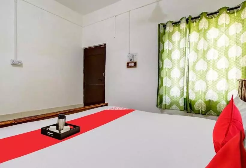 Hotelli Oyo 70109 Grand Royals Anjuna
