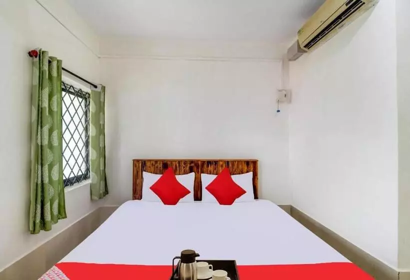Hotelli Oyo 70109 Grand Royals Anjuna