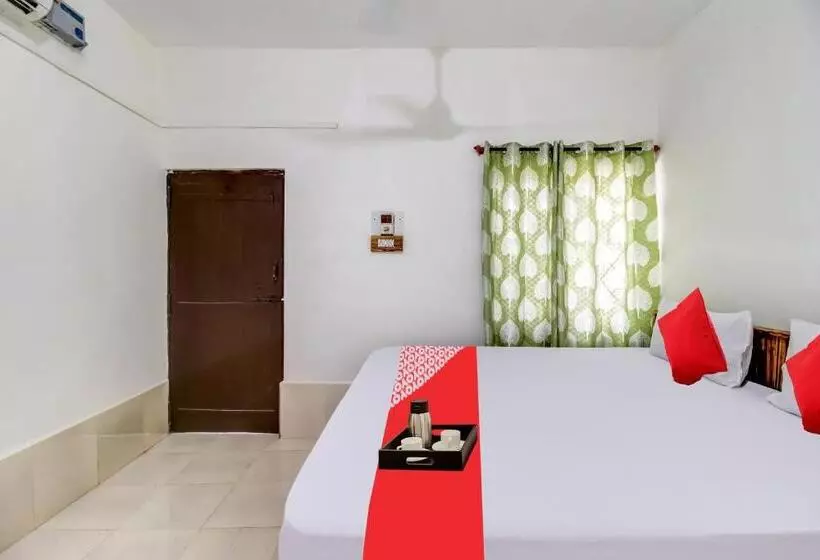 Hotelli Oyo 70109 Grand Royals Anjuna