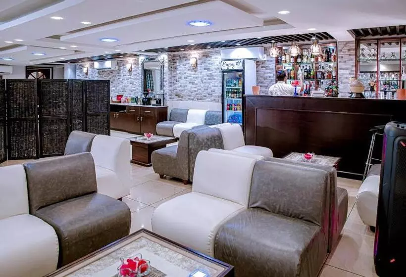 هتل Séréna Hôtel