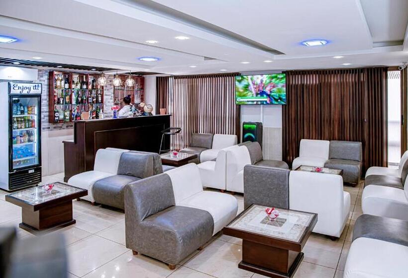 هتل Séréna Hôtel