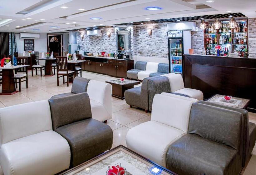 هتل Séréna Hôtel