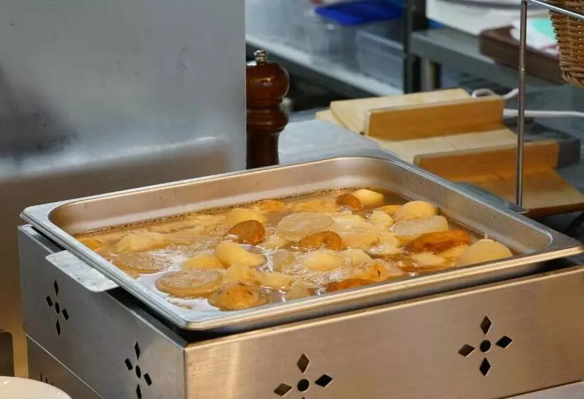 Hotelli Tenseien Odawara Station Annex