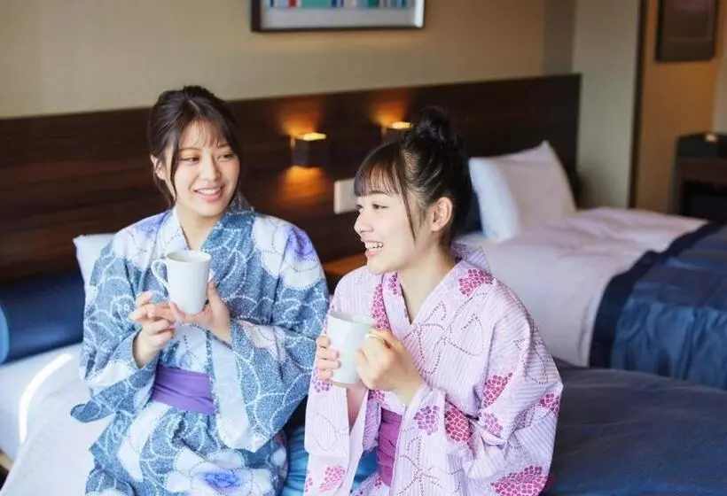 Hotelli Tenseien Odawara Station Annex