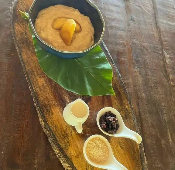 Hotelli The Beach House Ocam Ocam