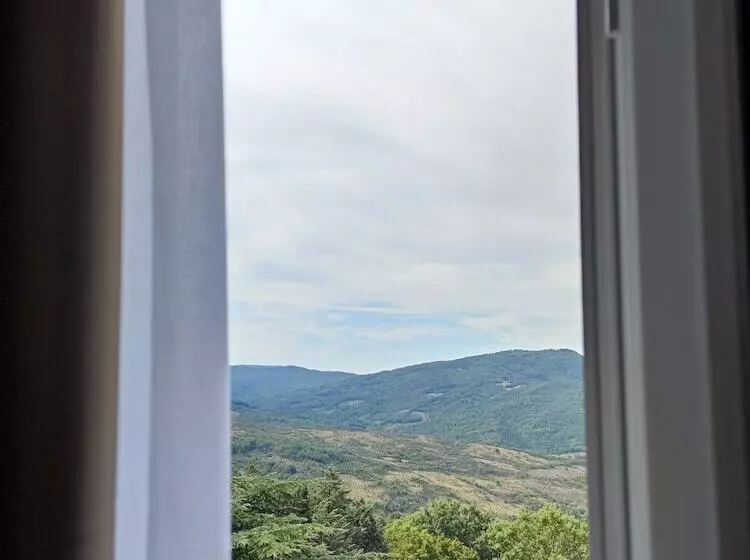 ホテル Valle Del Fiora