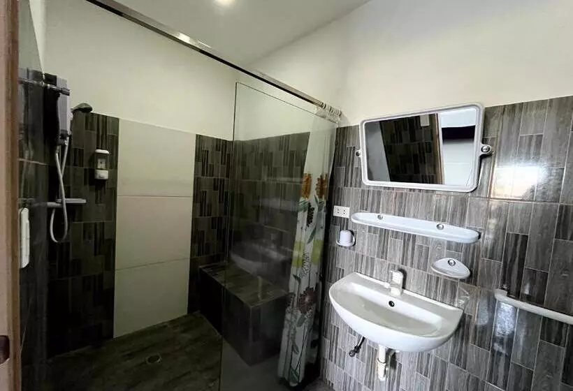 Ocean Bay Beach Resort