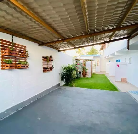 Majatalo Hanuá Beach House