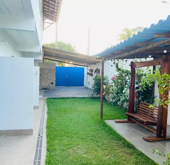 Majatalo Hanuá Beach House