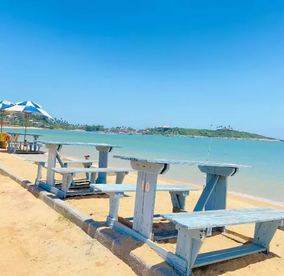 Majatalo Hanuá Beach House