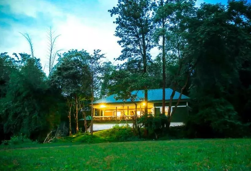 リゾートホテル Tusker Inn Wayanad Forest Villa By Voye Homes