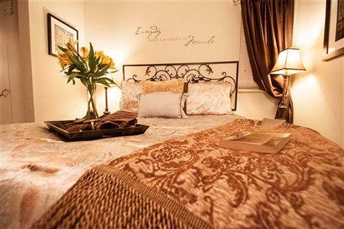 住宿加早餐 Abigaile's Treehouse