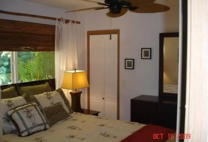 Bed and Breakfast Bamboo Valley Inn