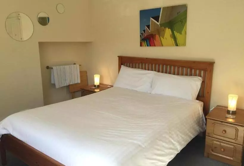 Aamiaismajoitus (B&B) Barbican Reach Guest House