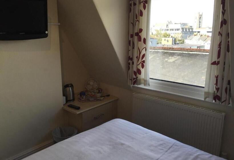 צימר Barbican Reach Guest House