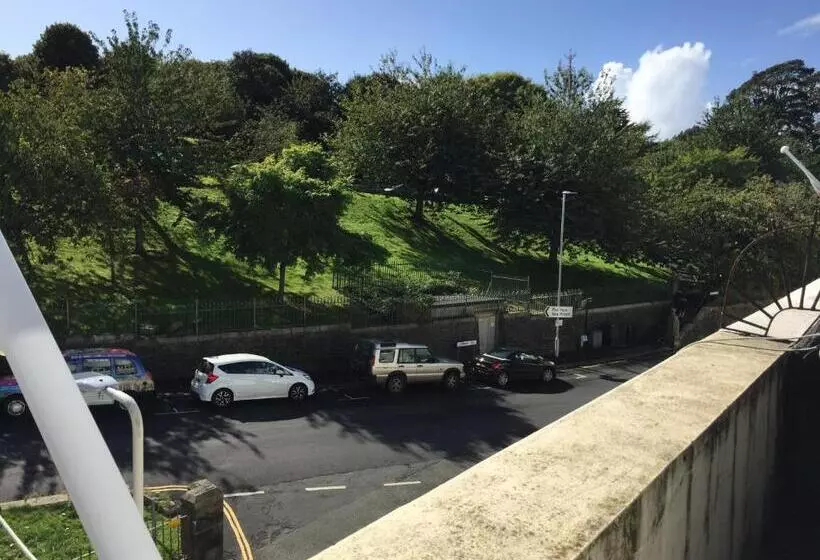 Aamiaismajoitus (B&B) Barbican Reach Guest House