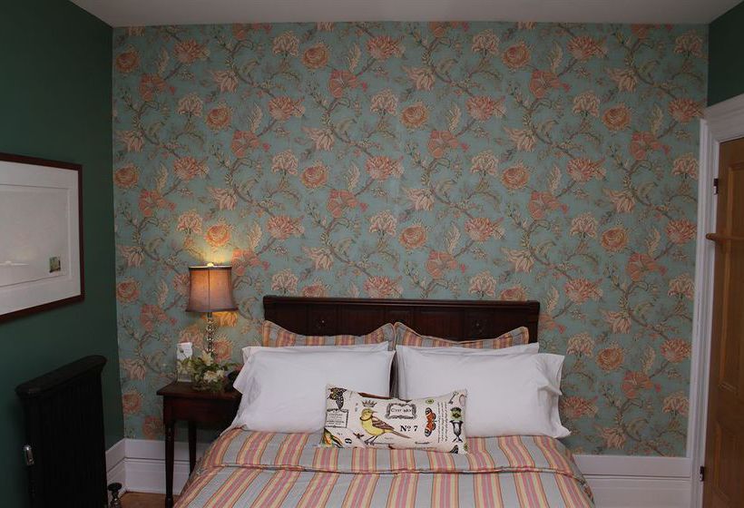 مبيت وإفطار Brambles Inn & Gardens