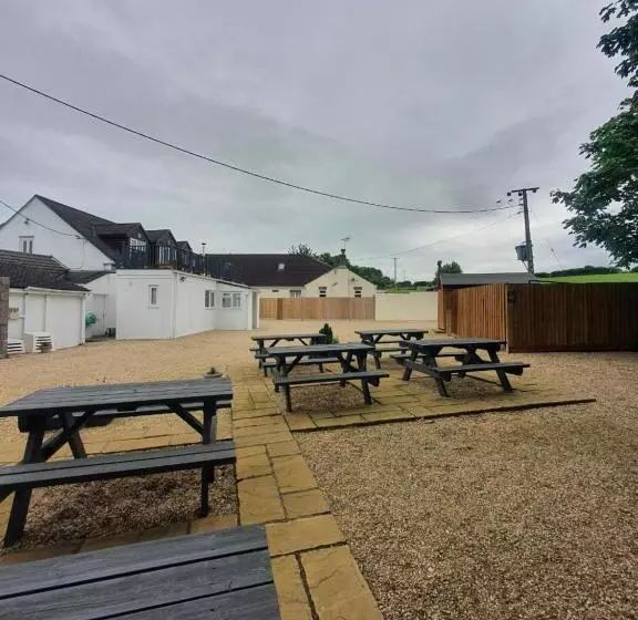 Bed and Breakfast Hawk House