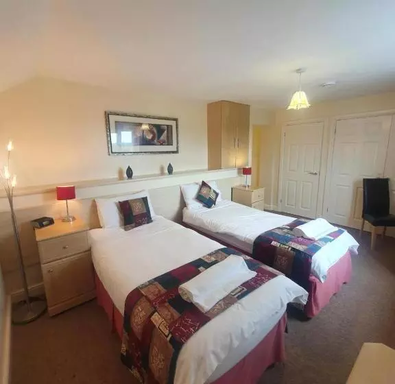 Bed and Breakfast Hawk House