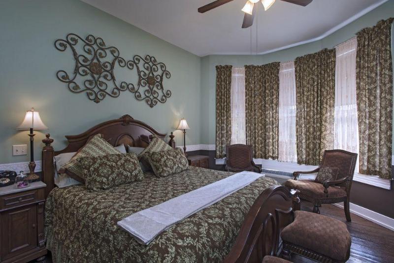 مبيت وإفطار Inn On The Creek