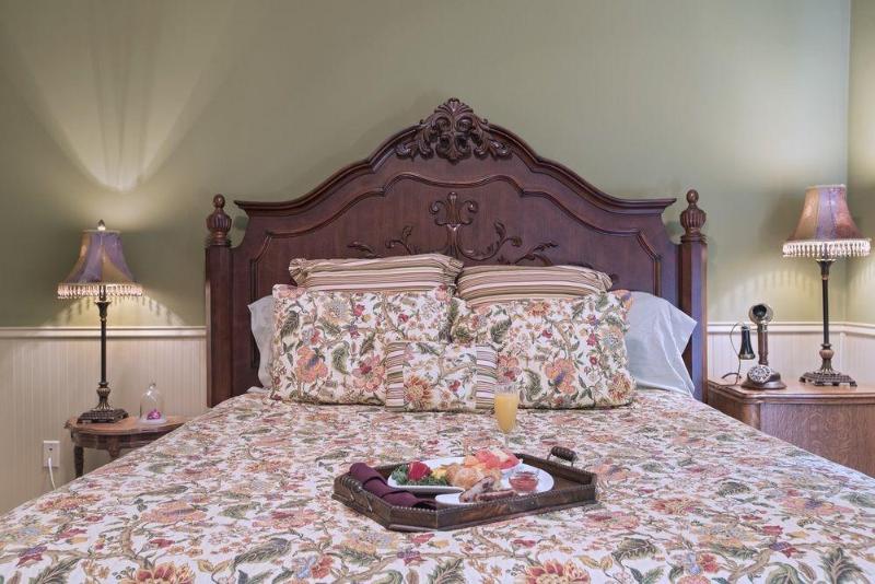 مبيت وإفطار Inn On The Creek