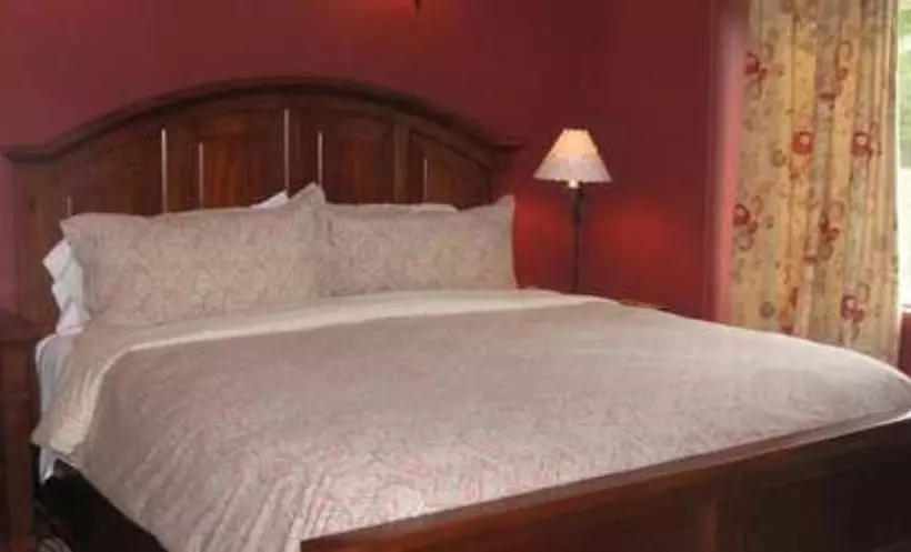 צימר Lost Mountain Lodge