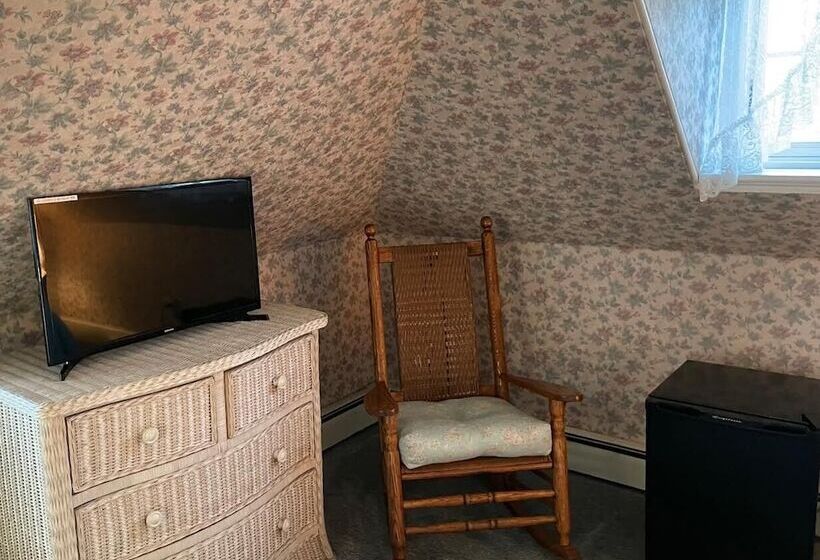 مبيت وإفطار Luther Ogden Inn