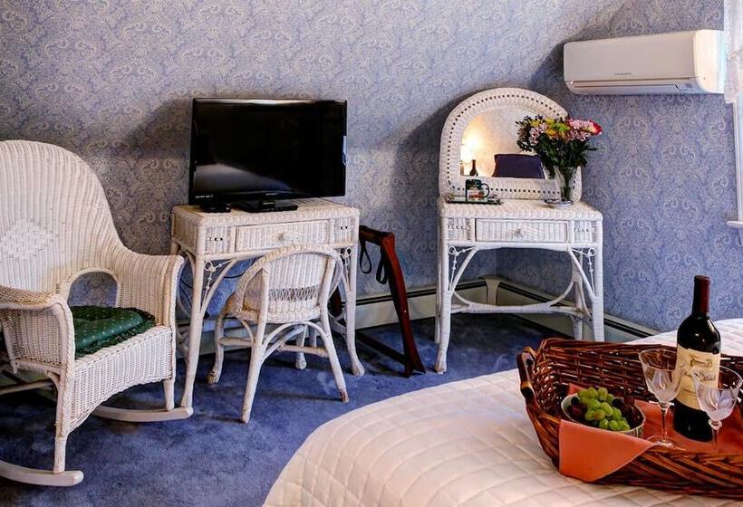 مبيت وإفطار Luther Ogden Inn