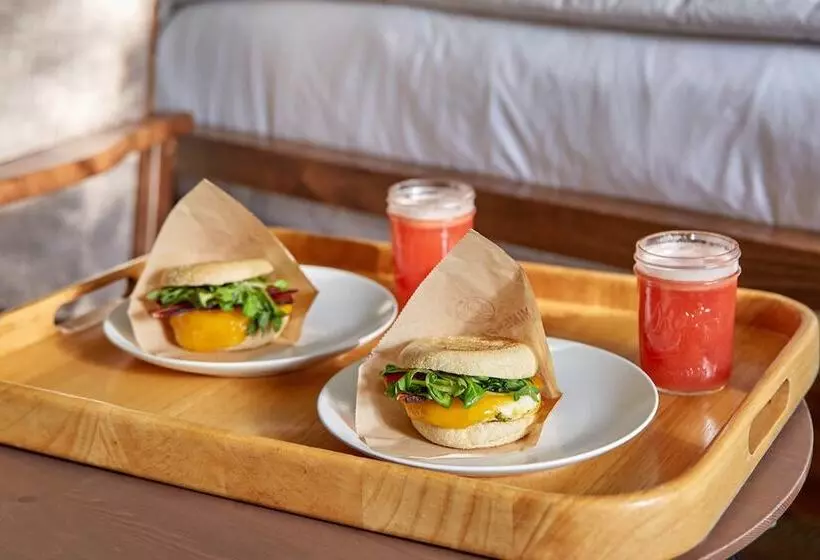 민박 Mine And Farm, The Inn At Guerneville, Ca