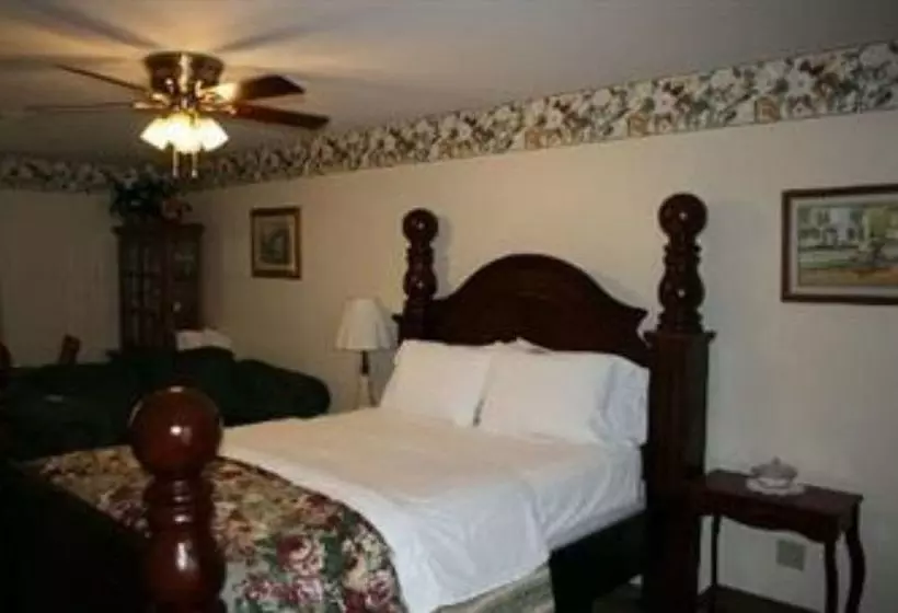 مبيت وإفطار Susan's Cottages